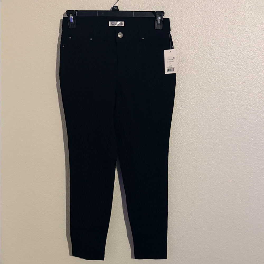 89th & Madison Women's Black Skinny Jeans
